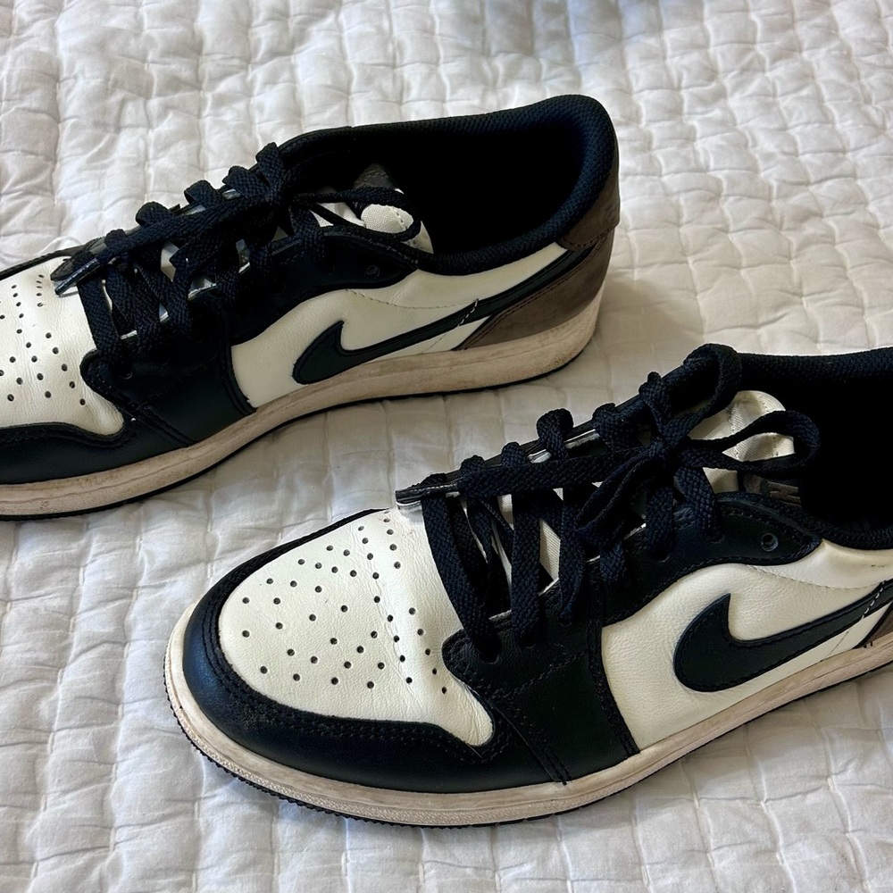 Jordan 1 OG Low Retro Mocha - Picture 2 of 5